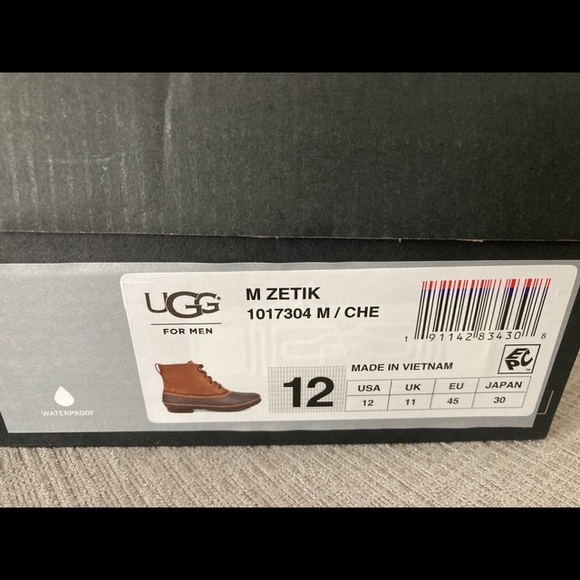 Men’s UGG ZETIK snowboots - Picture 3 of 3